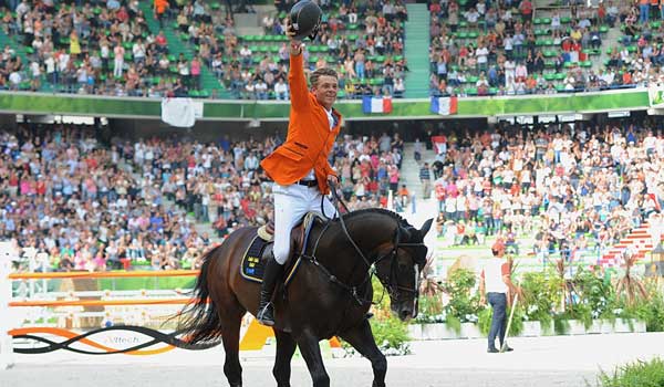 Postcard: Alltech FEI World Equestrian Games Show Jumping Individual Medals promo image