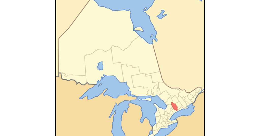 An unvaccinated mare in the City of Kawartha Lakes, Ontario, died after contracting West Nile virus (WNV). 